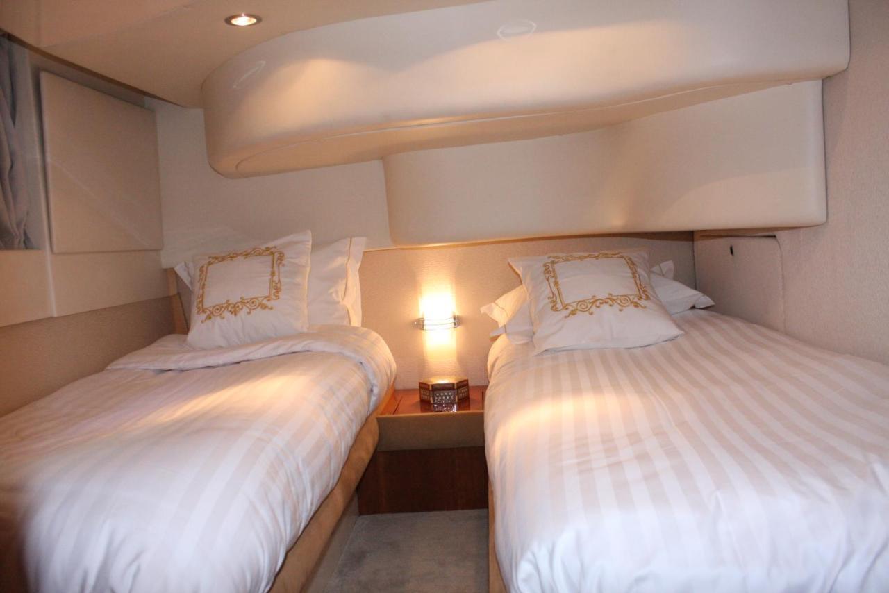 Porto Private Yacht- Accommodation Douro River Exterior photo