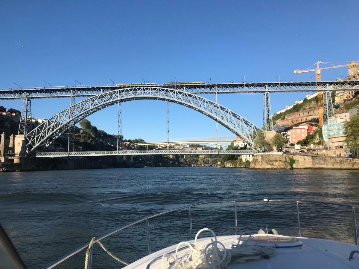 Porto Private Yacht- Accommodation Douro River Exterior photo